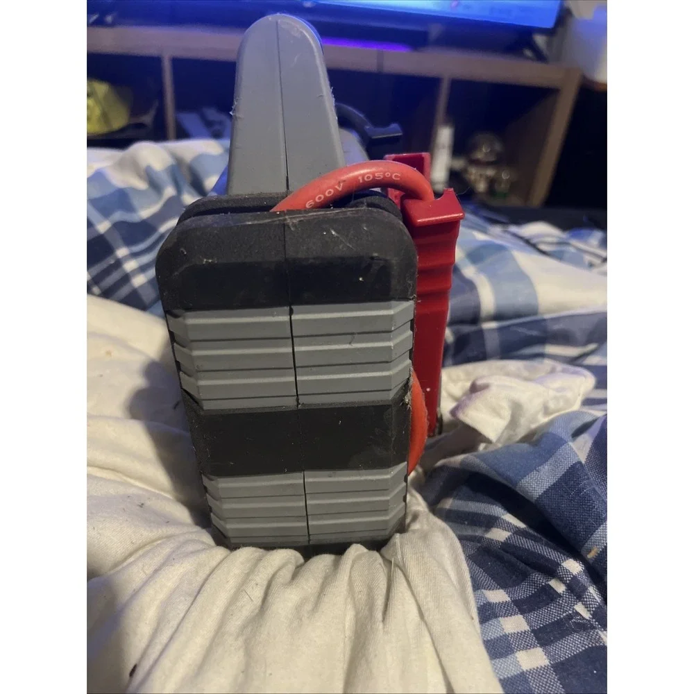 Peak Performance Compact Battery Jump-starter 300‎ No Plug